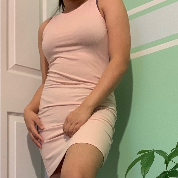 Simple Baby Pink Dress - Picture 1 of 4